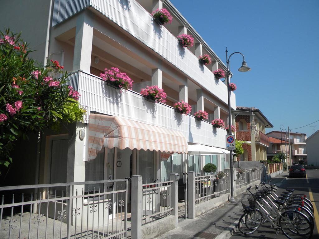 Eliani 3*