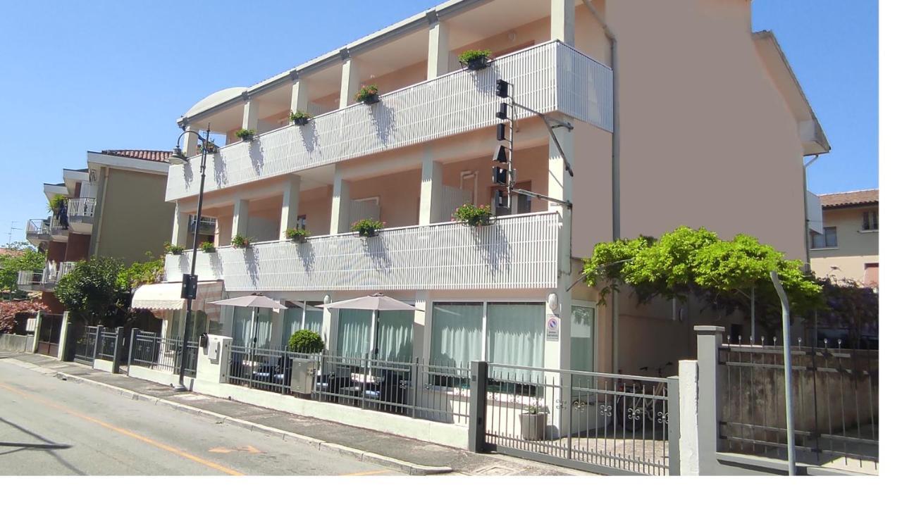 Eliani Hotel
